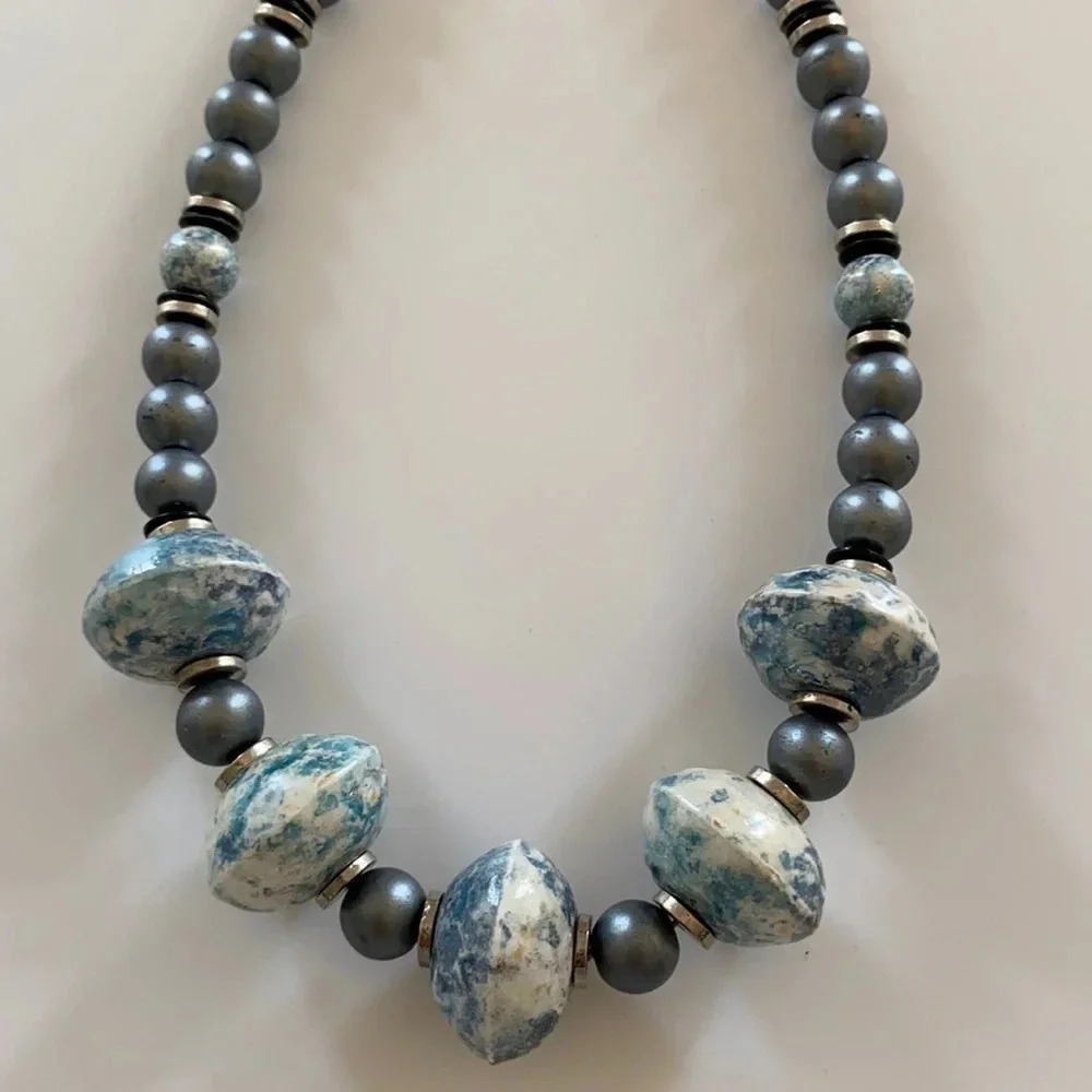 Beaded vintage necklace blue, and gray